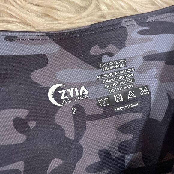 Zyia camouflage leggings size 2 - Picture 3 of 4